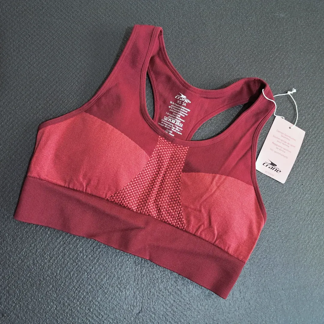 نیم تنه ورزشی زنانه برند آلمانی Crane رنگ زرشکی